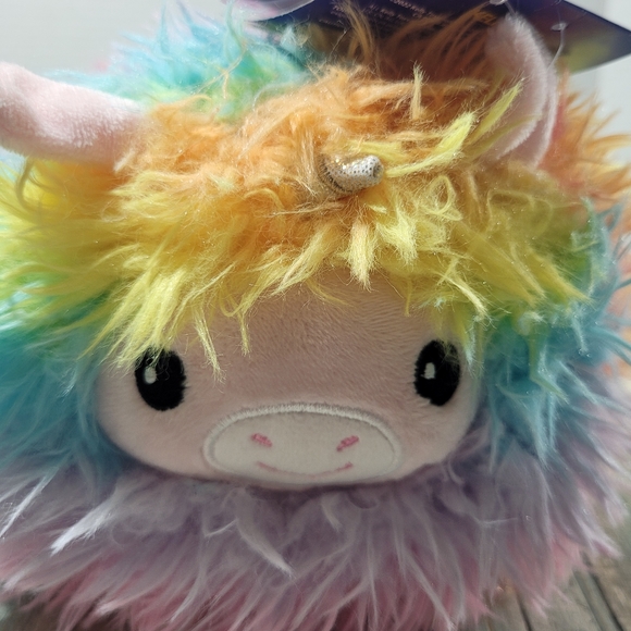 Kellytoy Rainbow Plush. - Picture 5 of 10